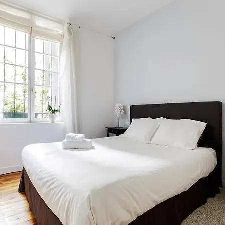 Opera - Central Private Apartment